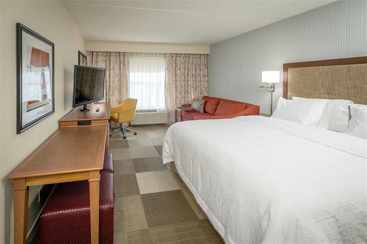 Hampton Inn Cranbury Bagian luar foto