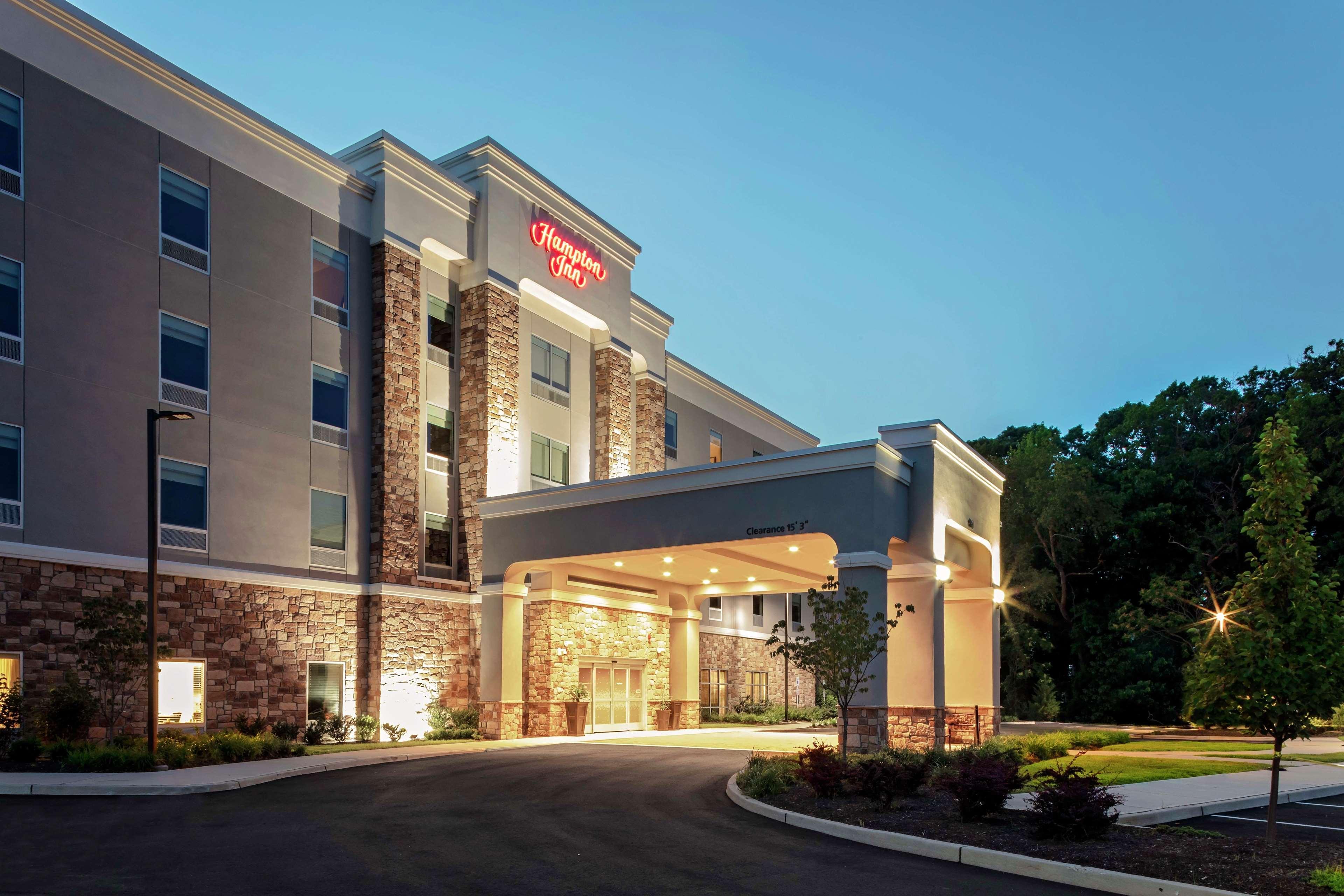 Hampton Inn Cranbury Bagian luar foto