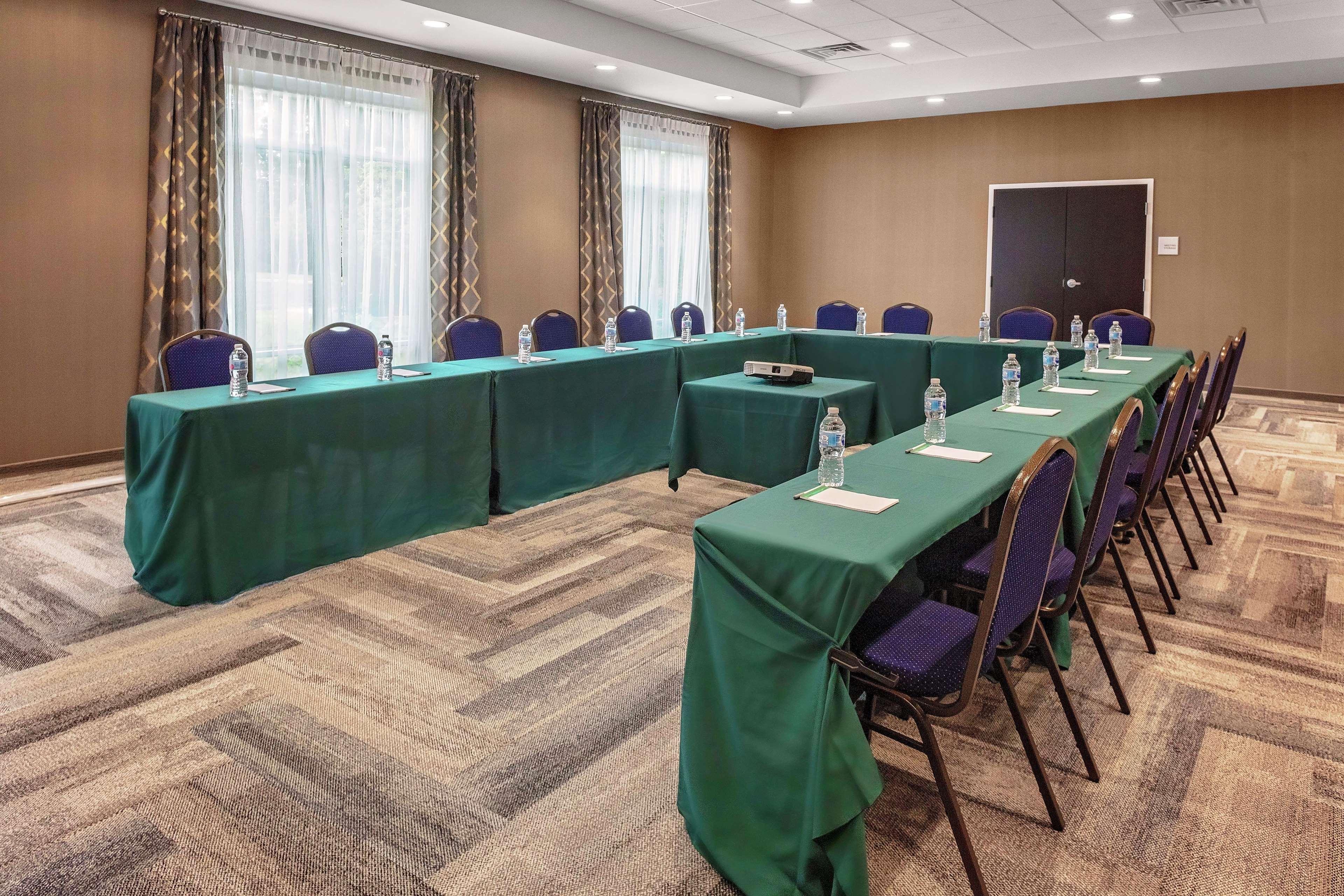 Hampton Inn Cranbury Bagian luar foto