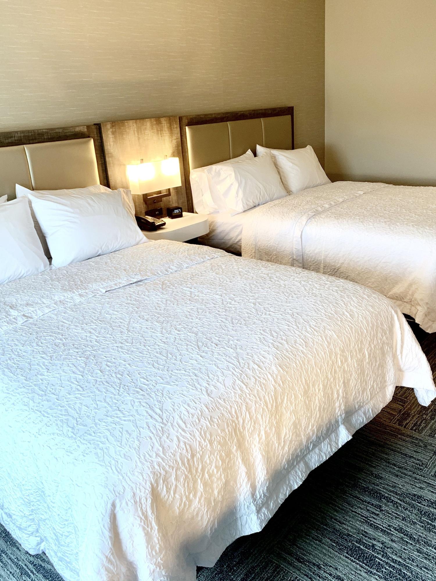 Hampton Inn Cranbury Bagian luar foto