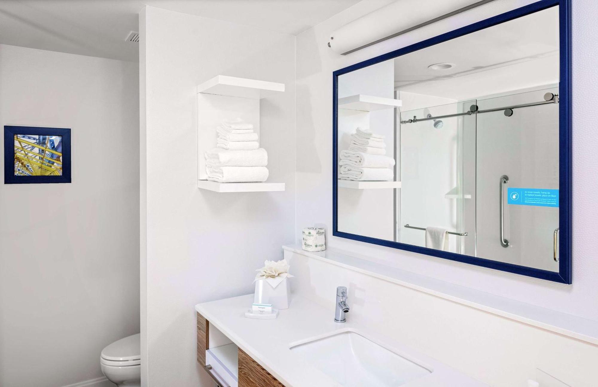 Hampton Inn Cranbury Bagian luar foto